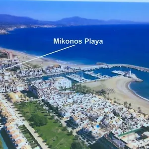 Mikonos Playa: Beachfront Retreat With Marina Access Apartment